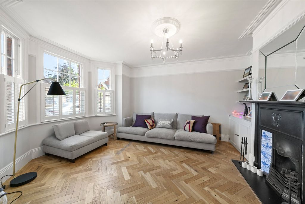Property photo 2 of 11 Reception Room