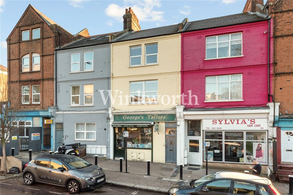 Property photo 2 of 26 Picture No. 16