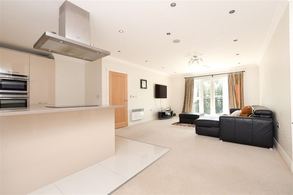 Property photo 3 of 9 Kitchen Lounge/Diner