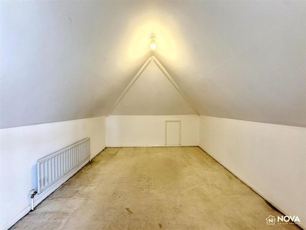 Additional image 22 of 4 bed detached house for saleOld Bedford Road, Luton LU2