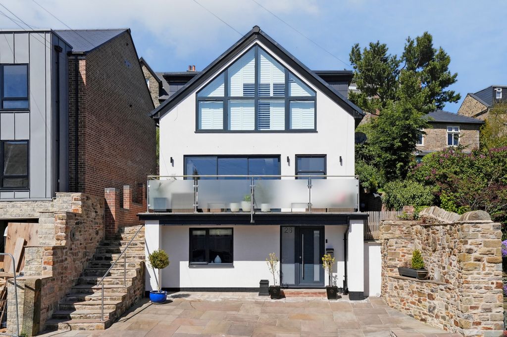 Property photo 1 of 43 Front External