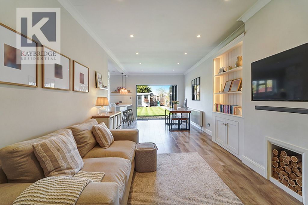 Property photo 2 of 15