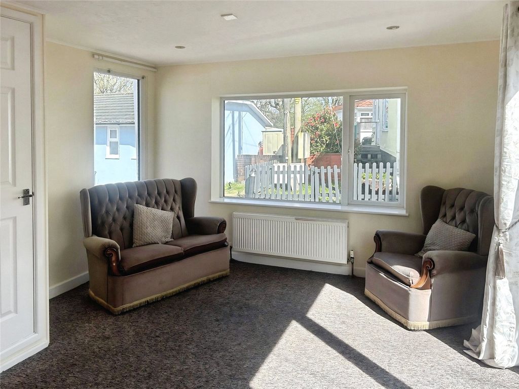 Property photo 3 of 10 Picture No. 17