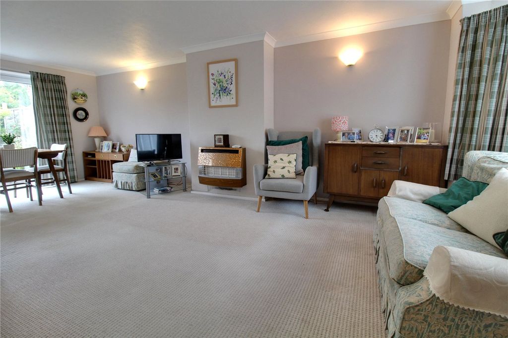 Property photo 3 of 14 Picture No. 09