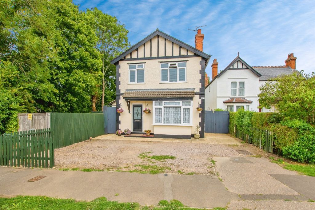 Property photo 1 of 34 Outside