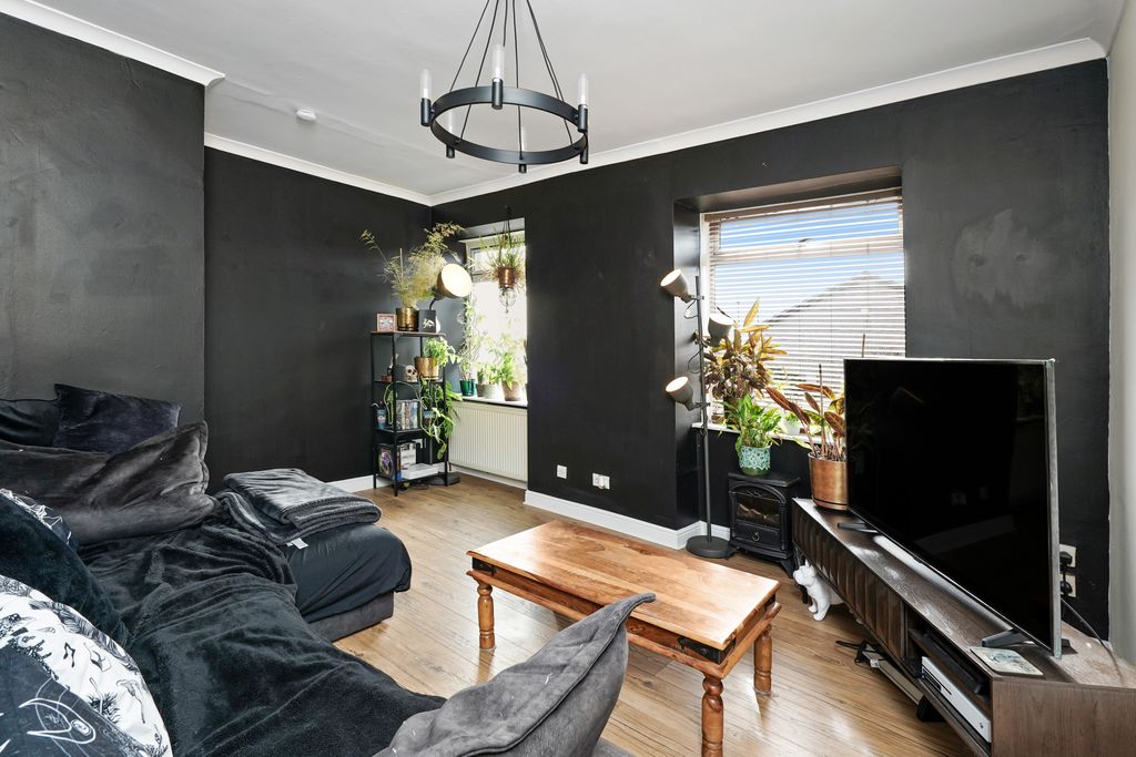 Property photo 3 of 19 Property Image 3