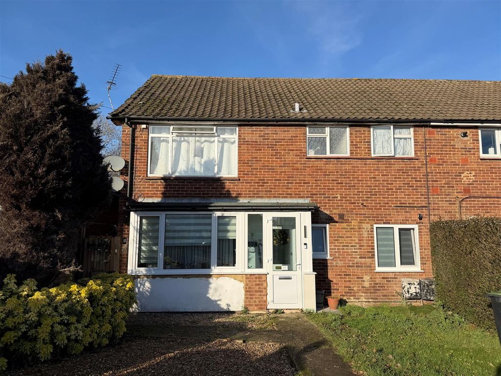 Property photo 1 of 9 Watford Road - Front.Jpg