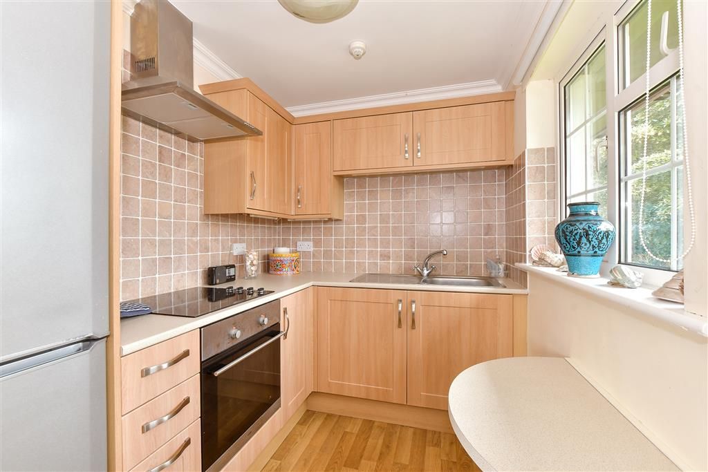 Property photo 1 of 9 Kitchen