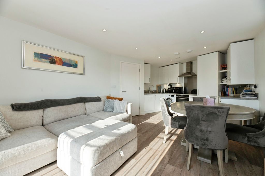 Property photo 1 of 15 Picture No. 09