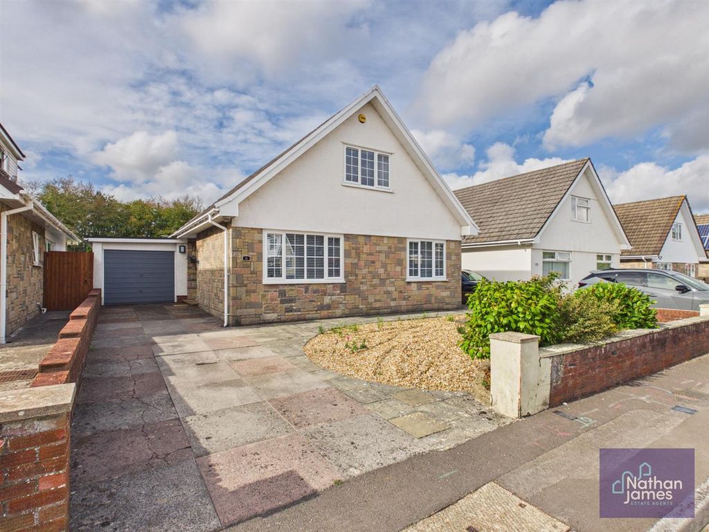 Property photo 1 of 34