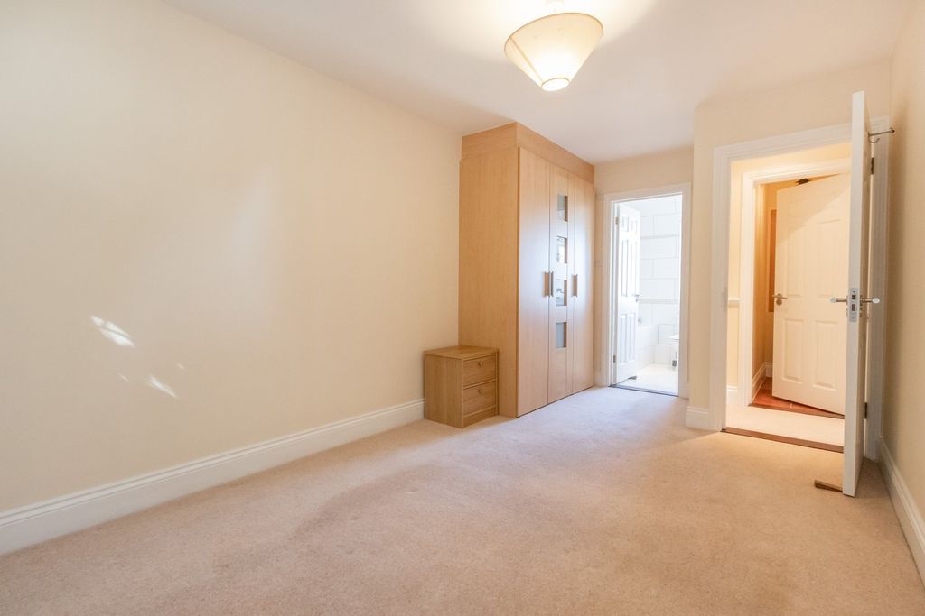 Additional image 17 of 4 bed semi-detached house for saleMount Hermon, St. Peter Port, Guernsey, Channel Islands GY1