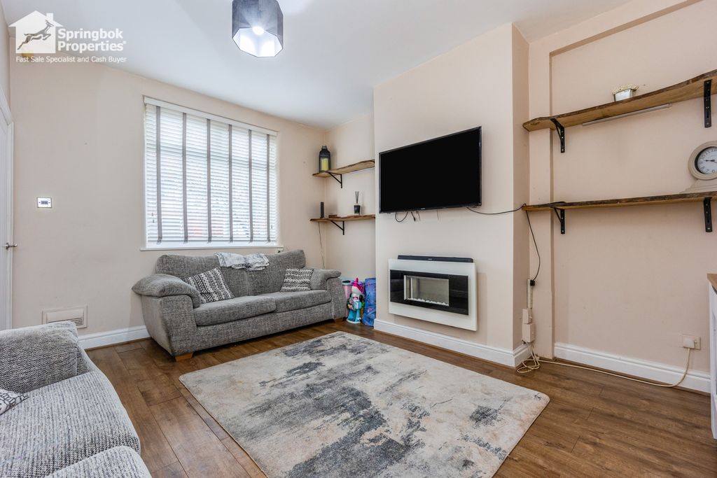 Property photo 2 of 17 Image 1