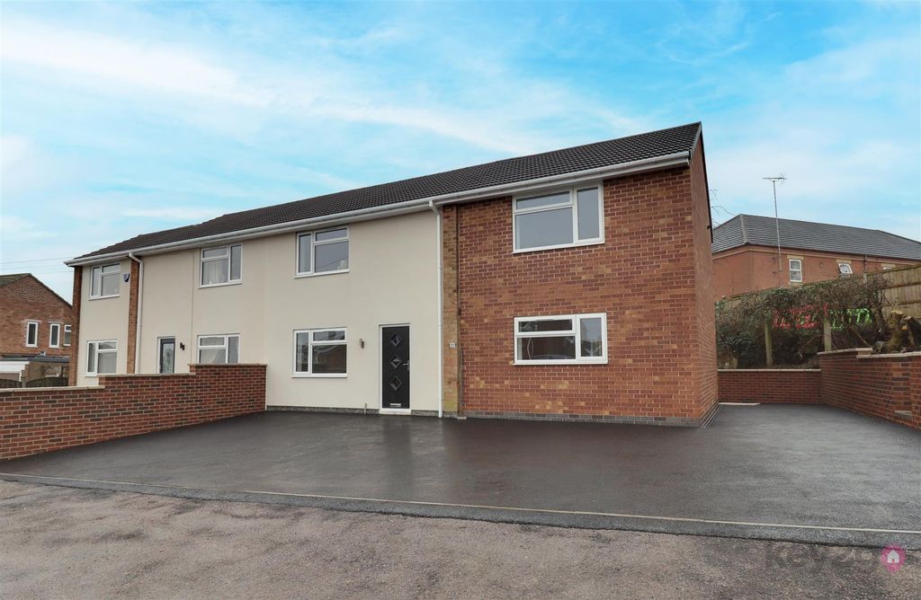 Property photo 1 of 19 Img_6727-Img_6729.Jpeg