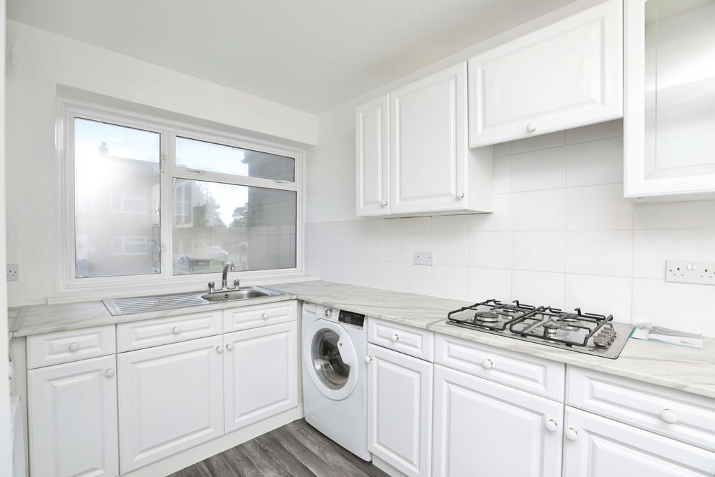 Property photo 2 of 9 Pbox-Img.Jpg