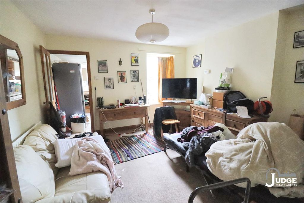 Property photo 3 of 20 Img_6324.Jpg