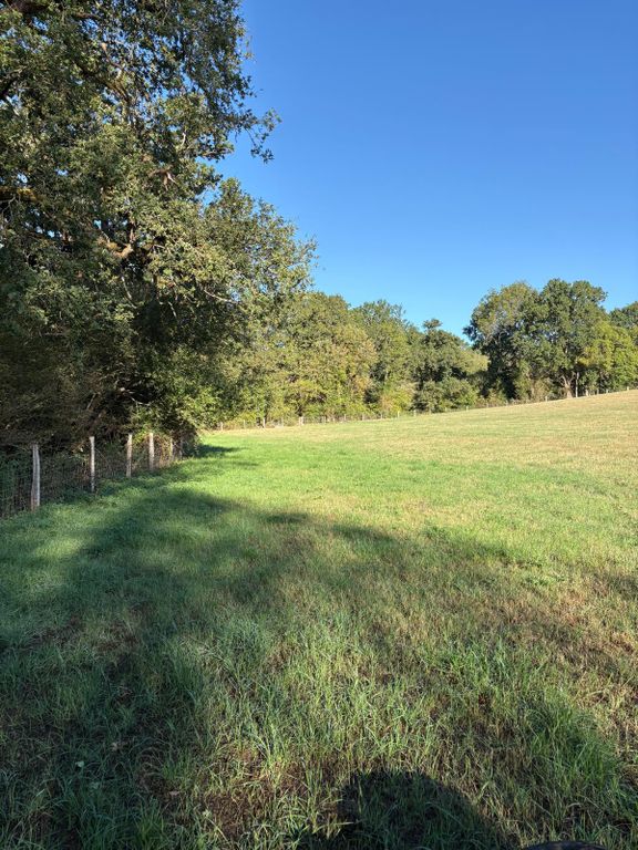 Property photo 3 of 4