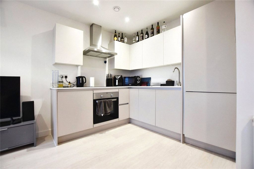 Property photo 1 of 9 Picture No. 32
