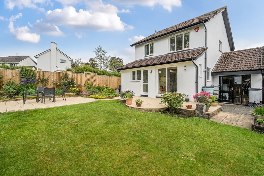 Property photo 1 of 21 1465572-17-6A0Ddf5E27cc2