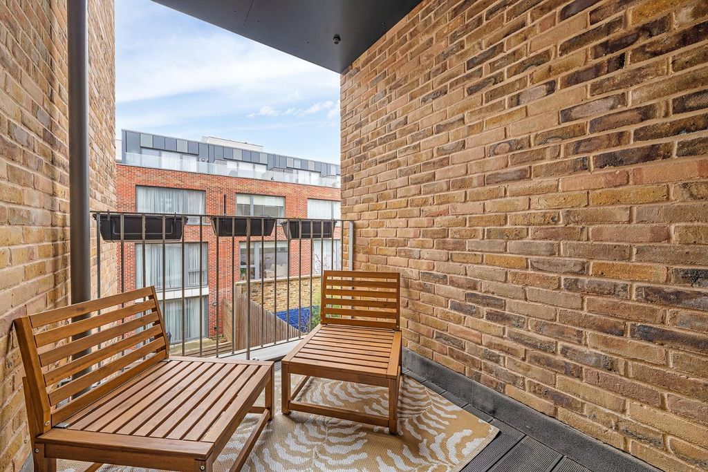 Property photo 2 of 16 Balcony.Jpg