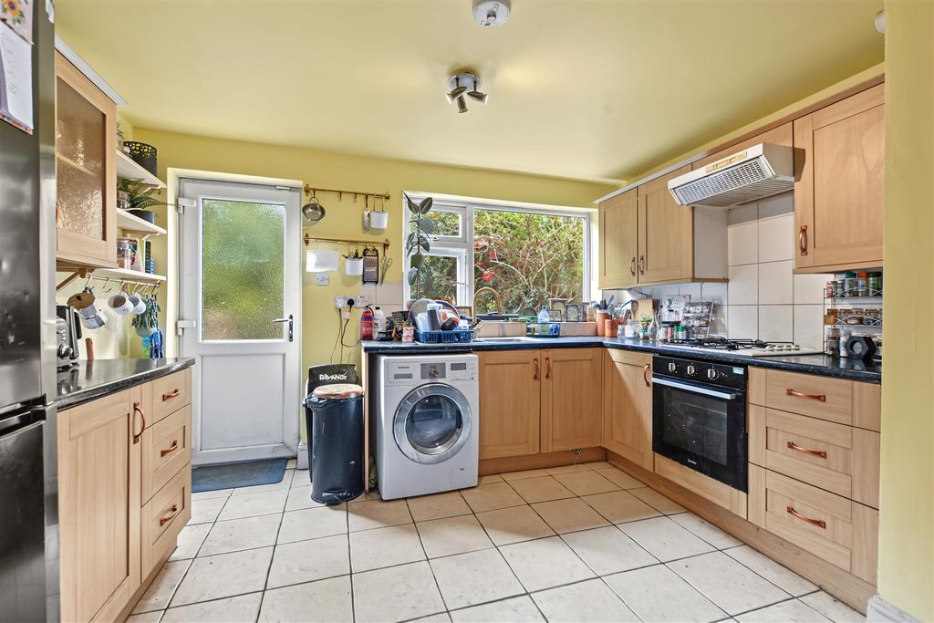 Property photo 2 of 13 Kitchen_1.Jpeg