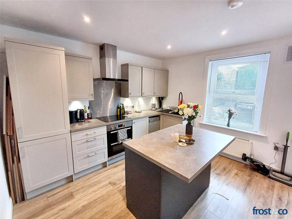 Property photo 1 of 15 Kitchen