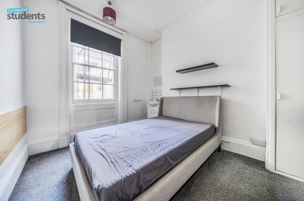 Property photo 1 of 11 Picture No. 13