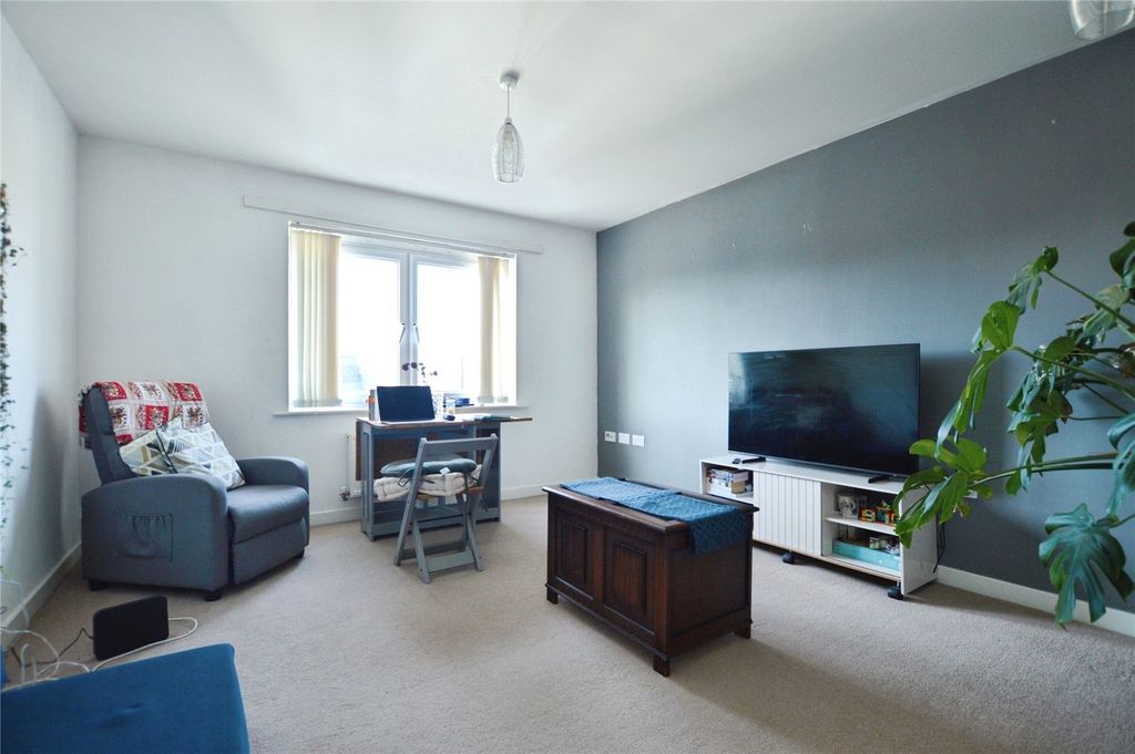 Property photo 2 of 9 Picture No. 08