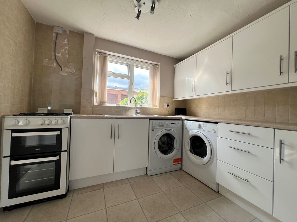 Property photo 2 of 14