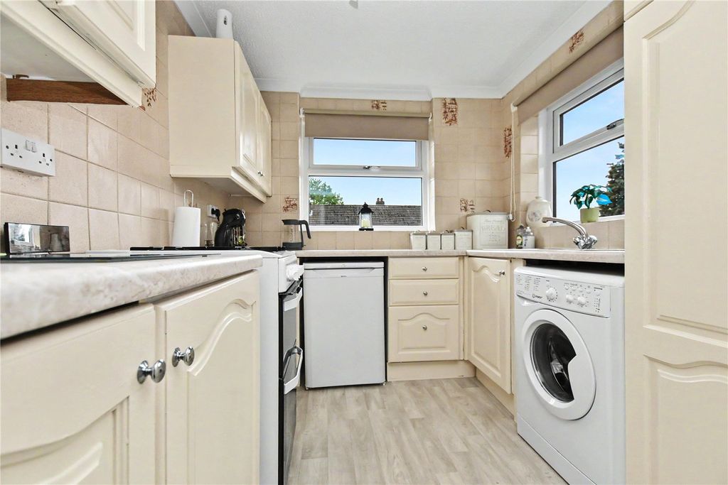 Property photo 3 of 17 Picture No. 06