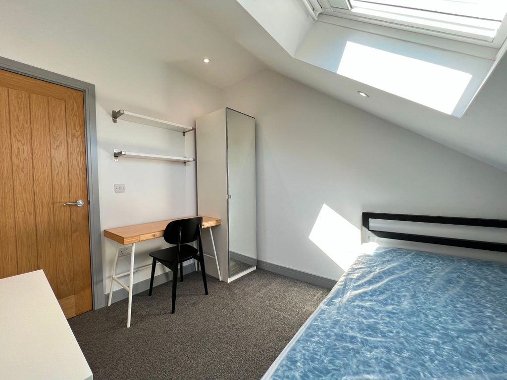 Property photo 3 of 6 3163