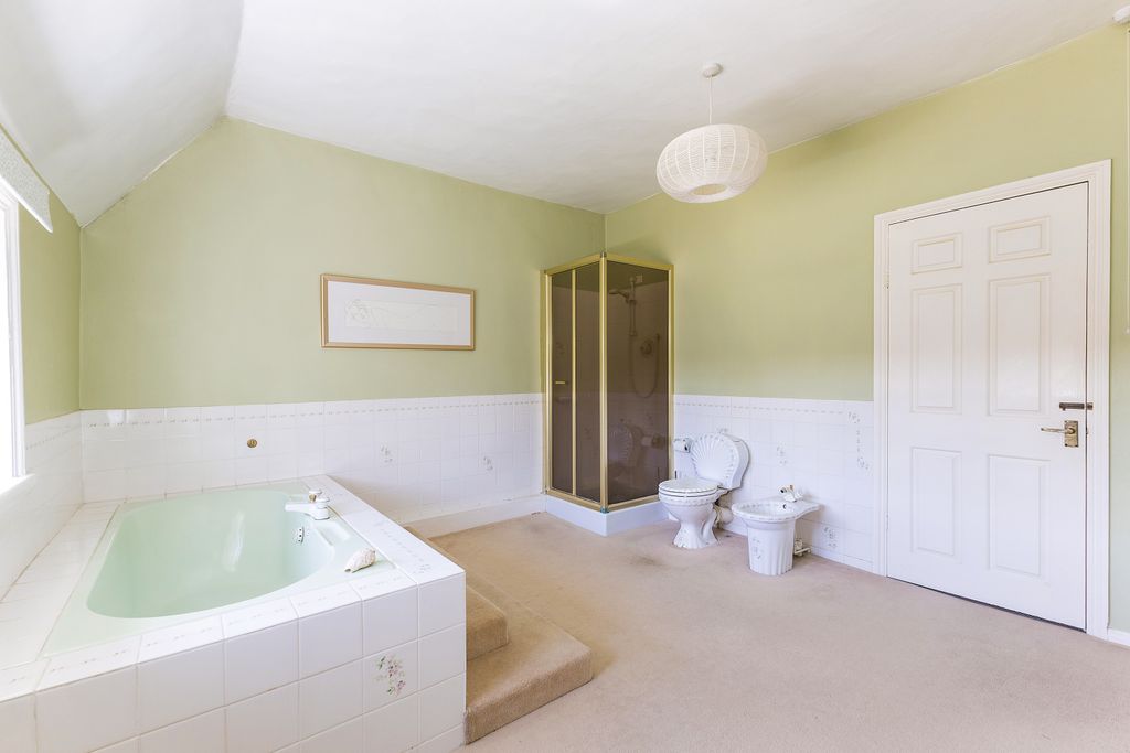 Additional image 16 of 5 bed detached house for saleLower Hatfield Road, Hertford SG13