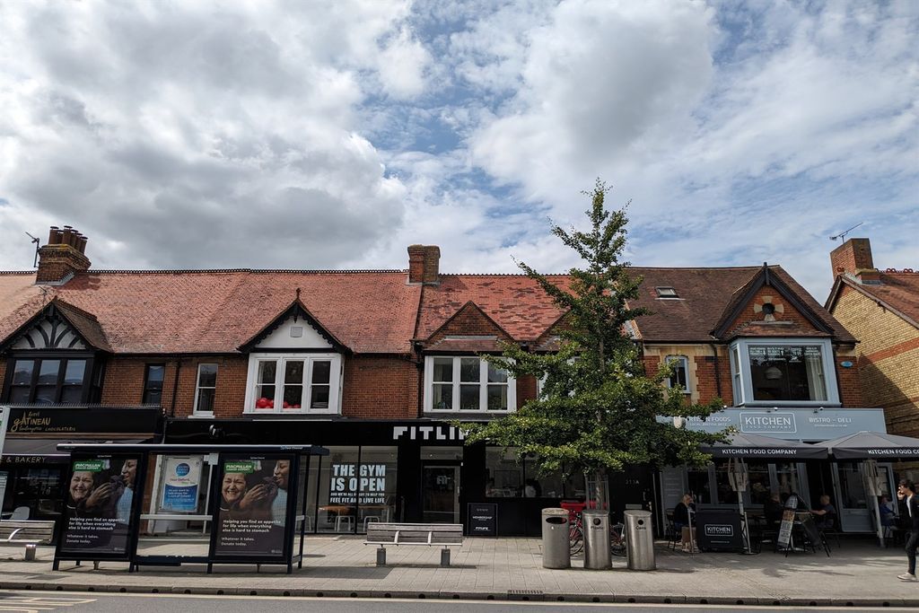 Property photo 1 of 9 (Main)