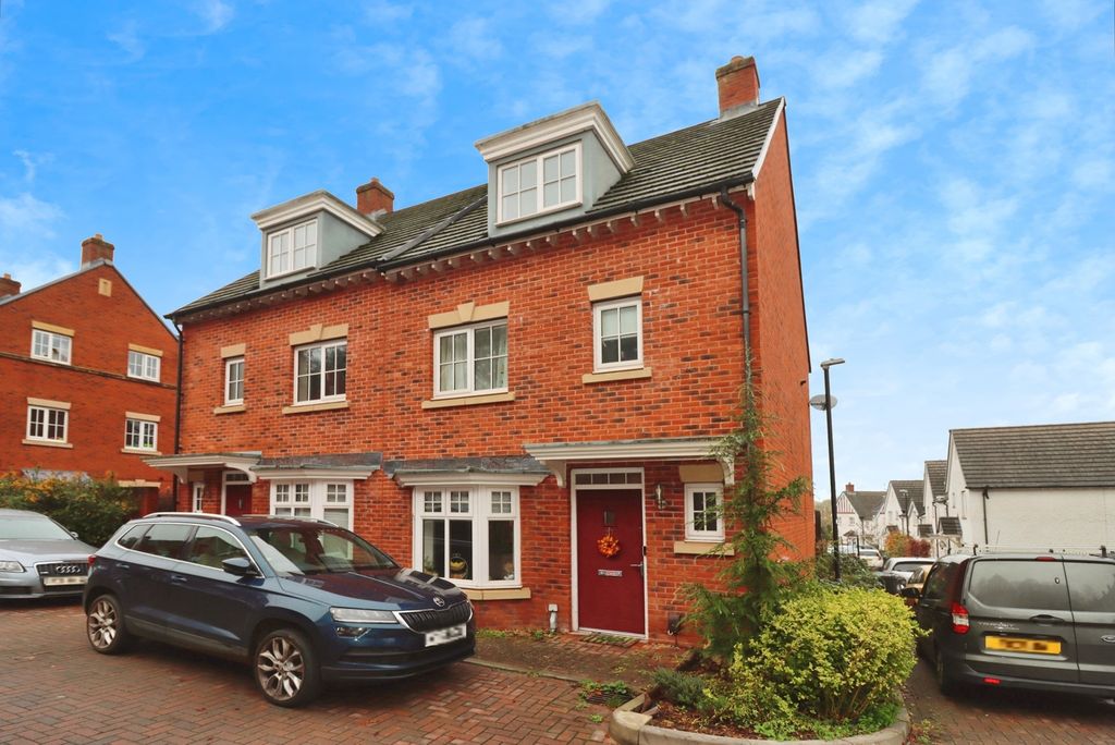 Property photo 3 of 16 Photo