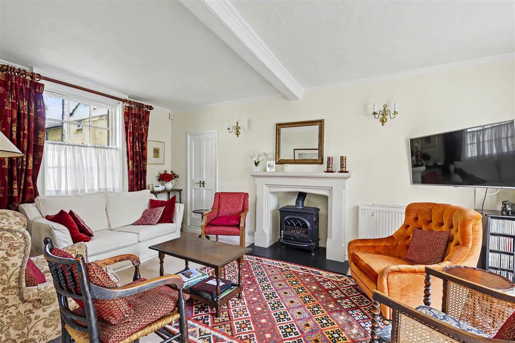 Property photo 2 of 20 Green Street_3.Jpg