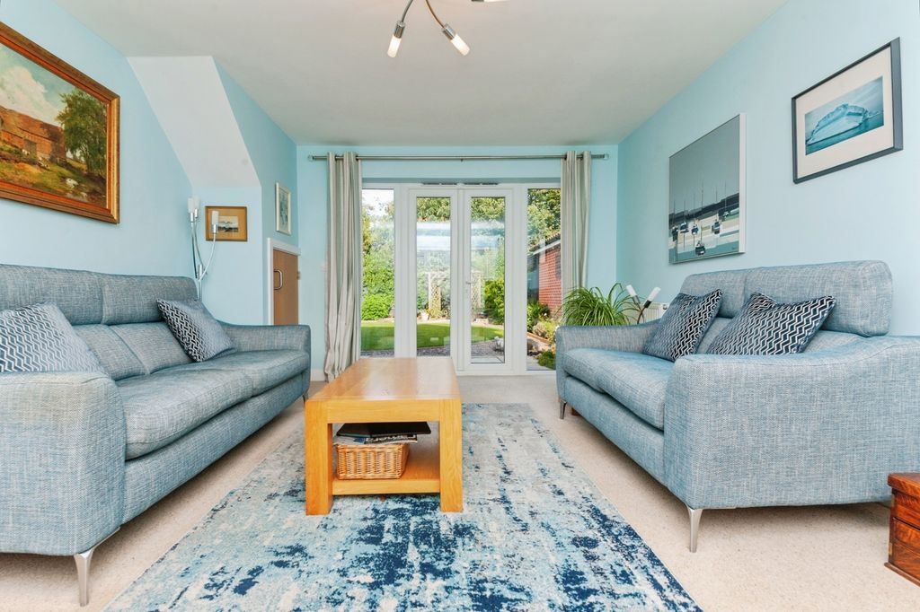 Property photo 2 of 24 Living Room