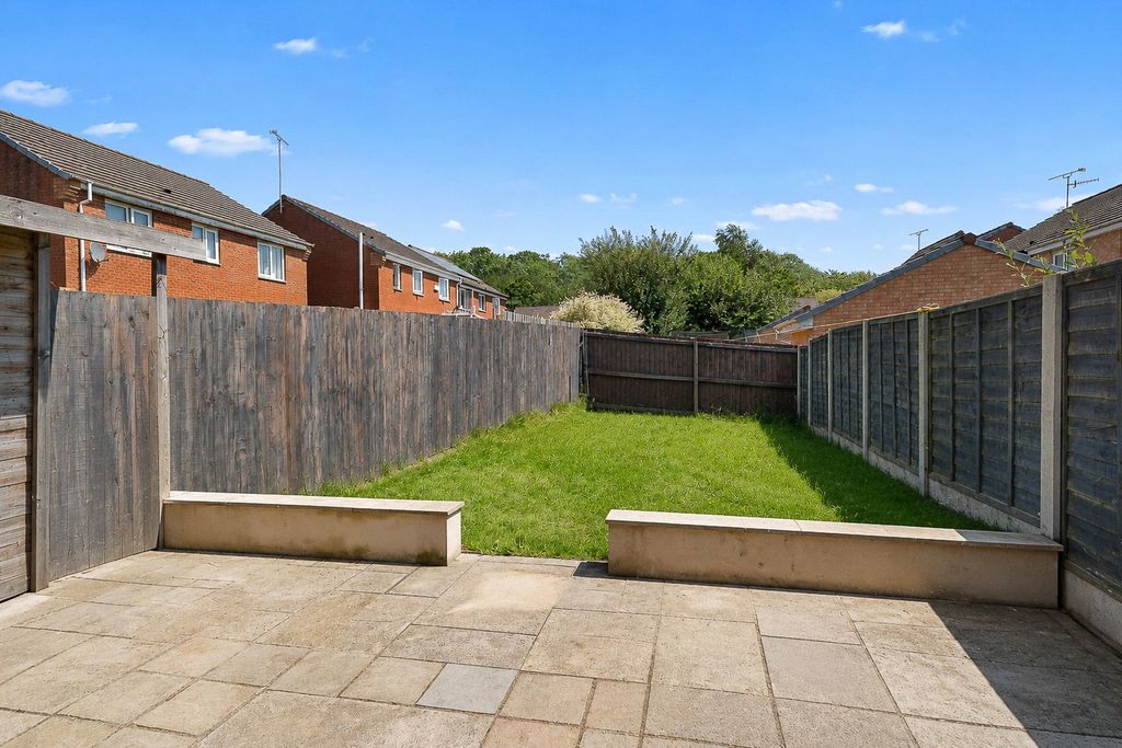 Property photo 2 of 5