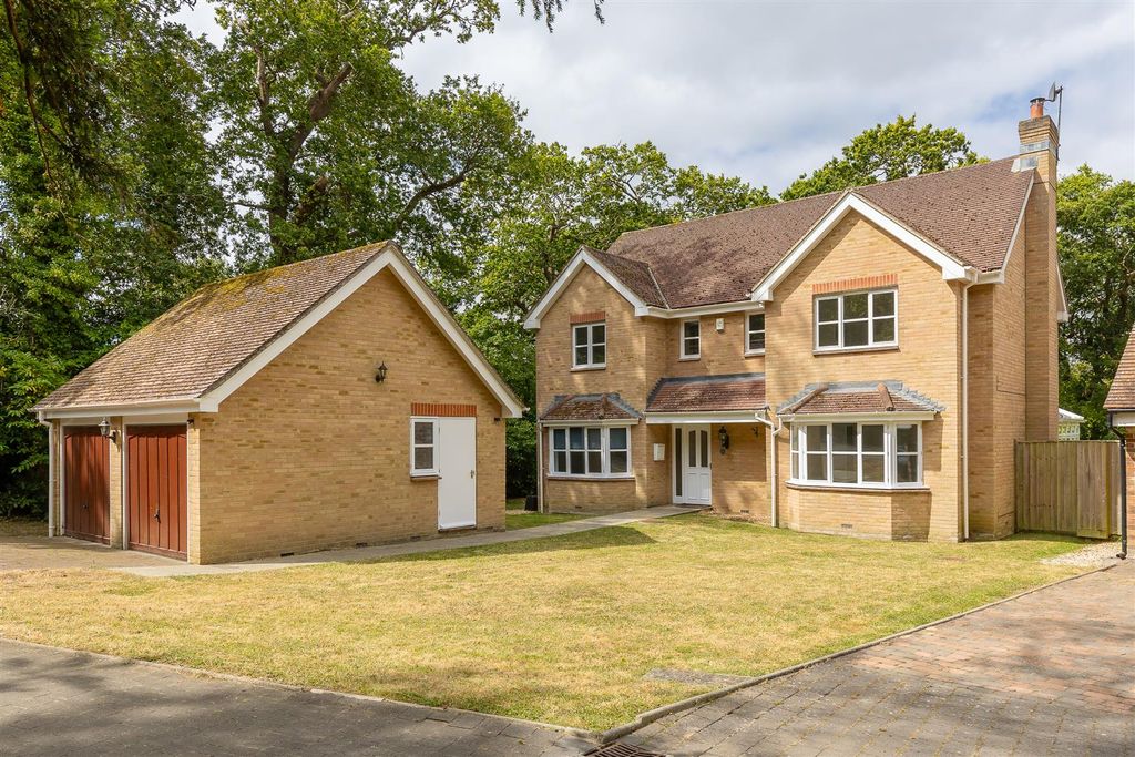 Property photo 1 of 21