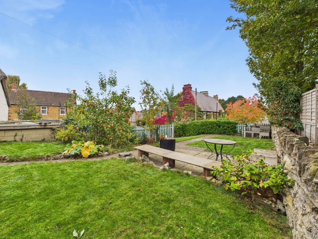 Property photo 3 of 21 Photo 21