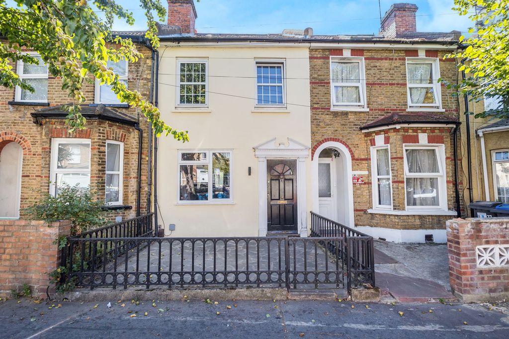 Property photo 1 of 13
