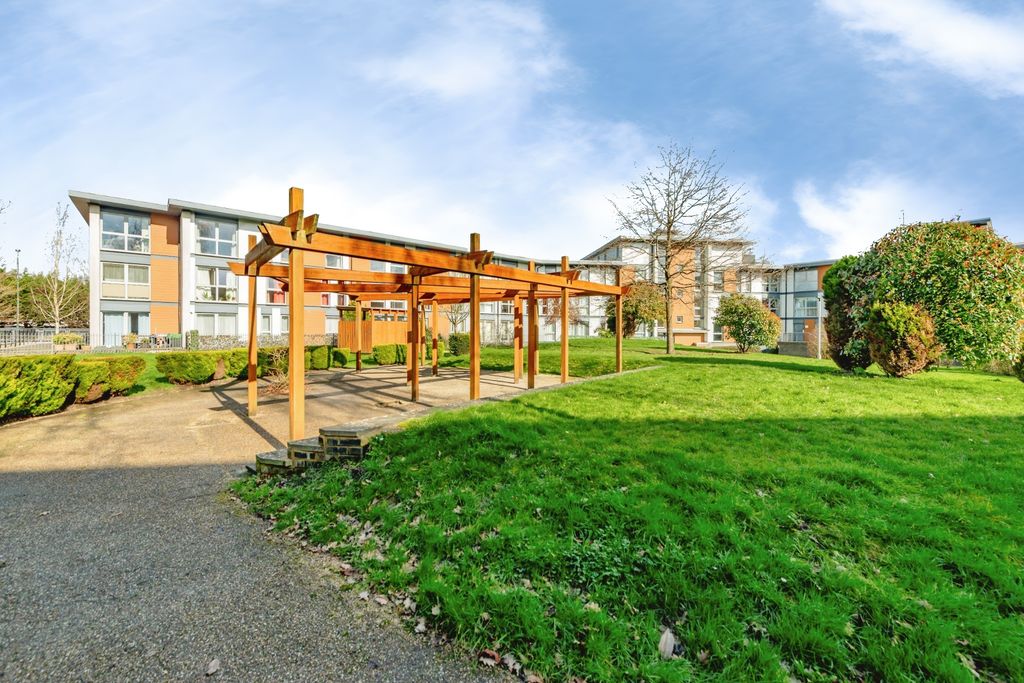 Property photo 1 of 11 Front