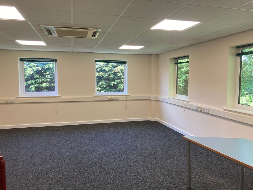 Property photo 3 of 4