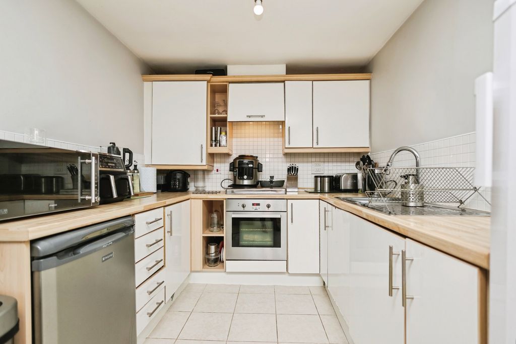 Property photo 2 of 16 Pbox-Img.Jpg