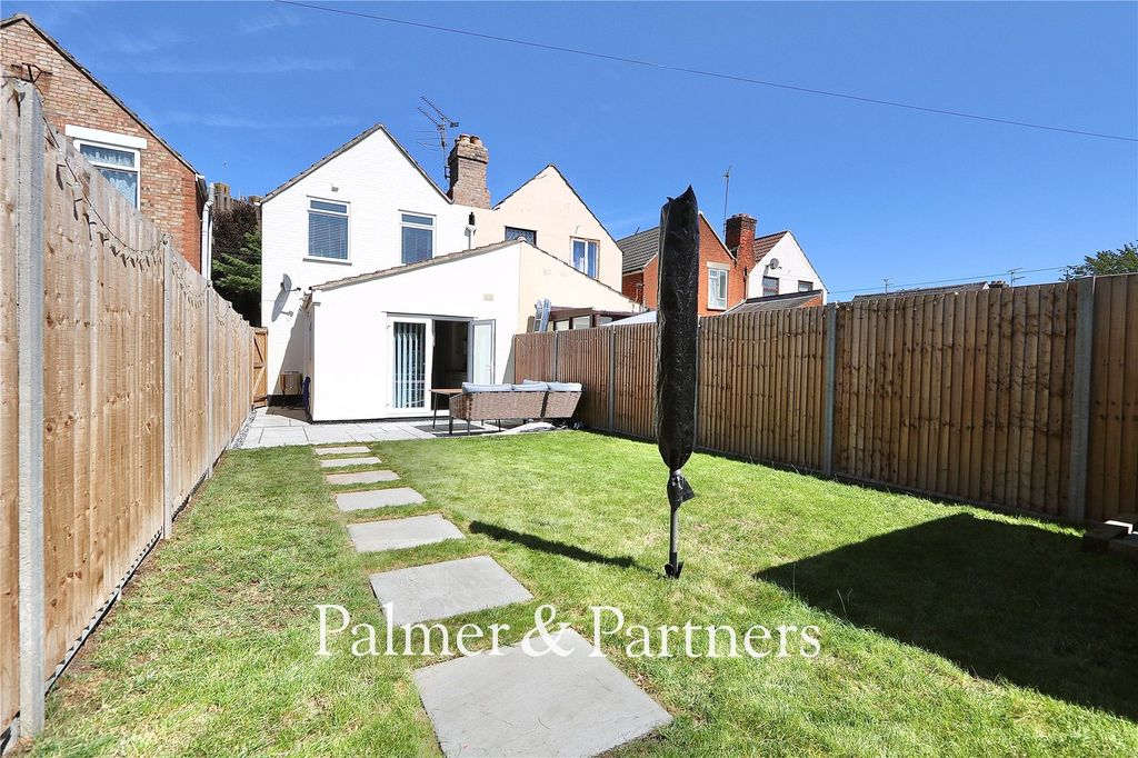 Property photo 2 of 18 Picture No. 06