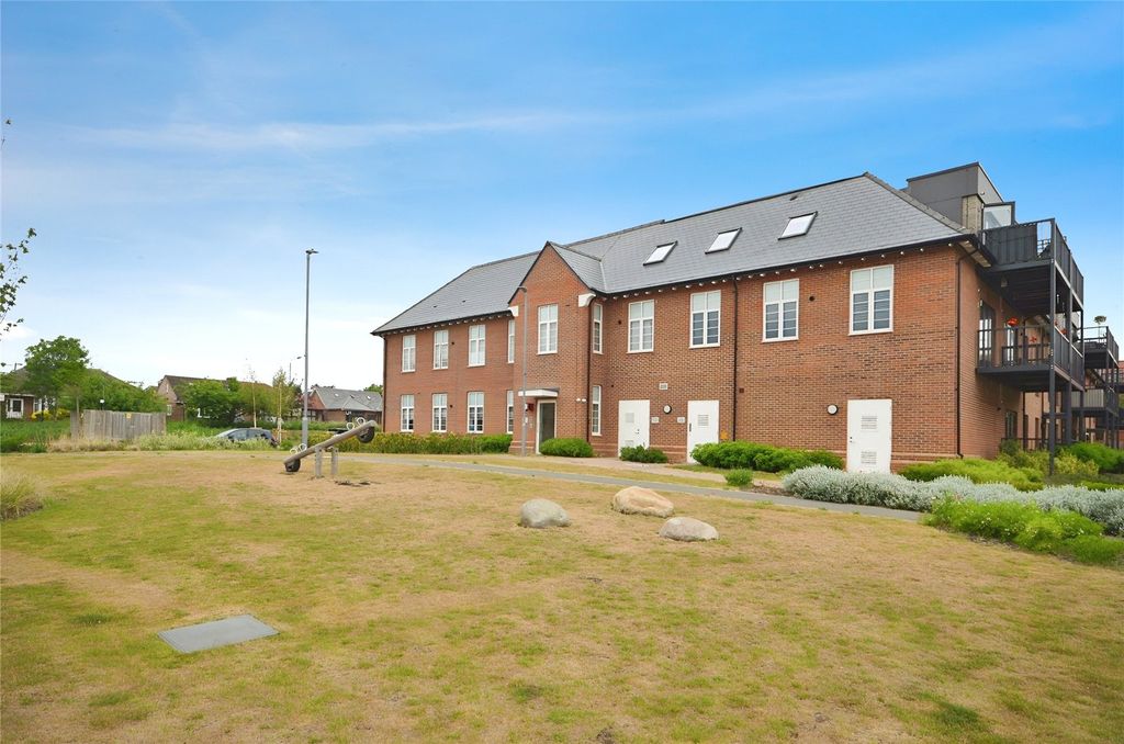 Property photo 1 of 14 Picture No. 05