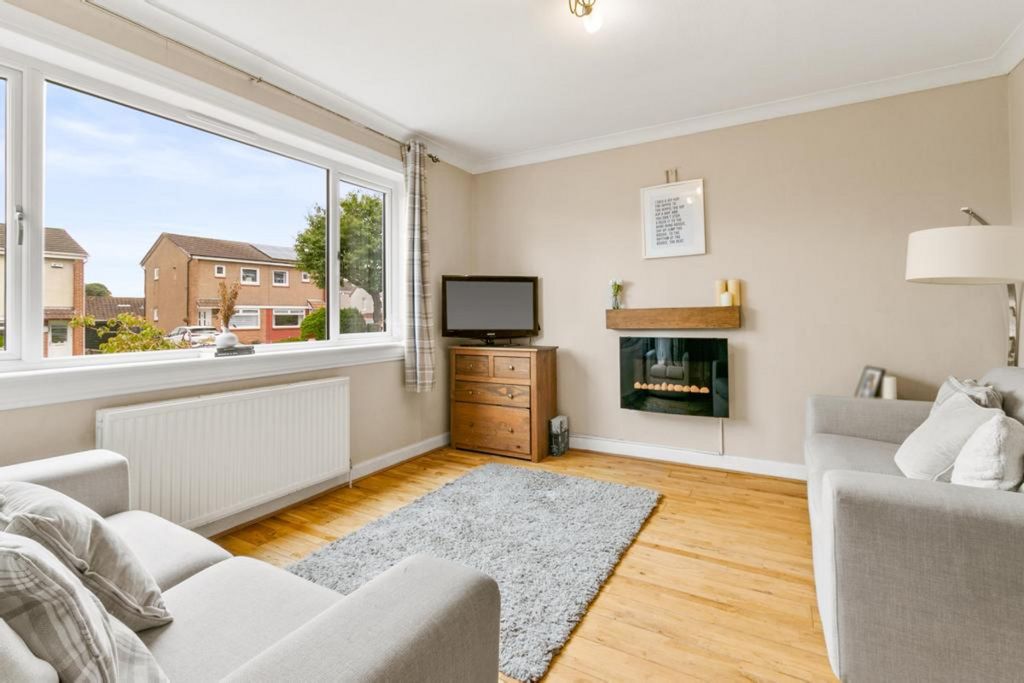 Property photo 2 of 29