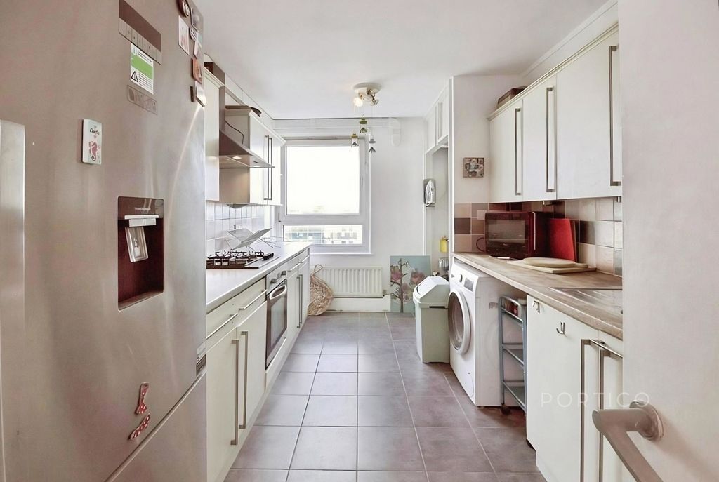 Property photo 2 of 7 Pbox-Img.Jpg