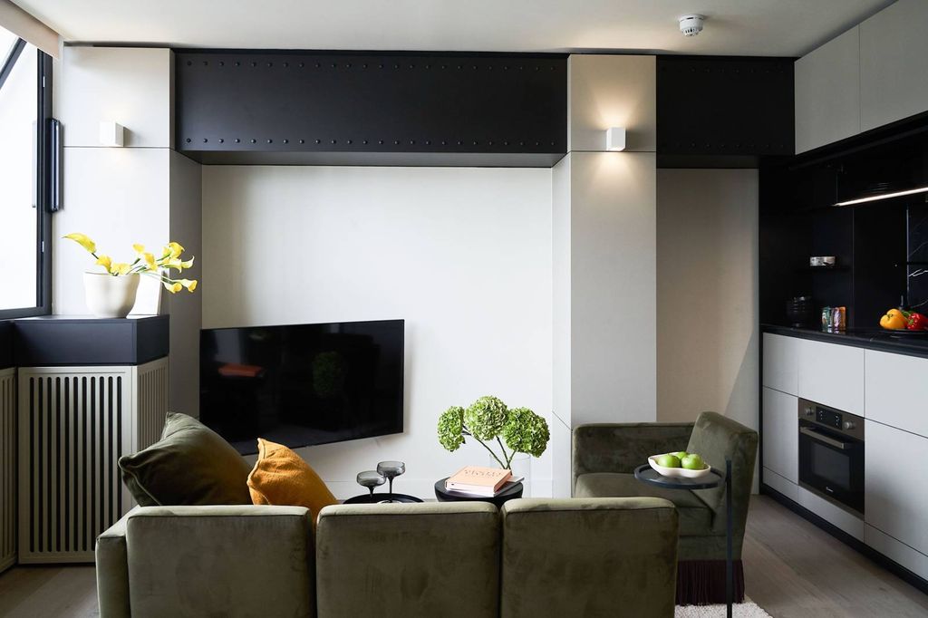 Property photo 3 of 34