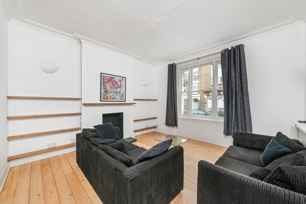 Property photo 2 of 9