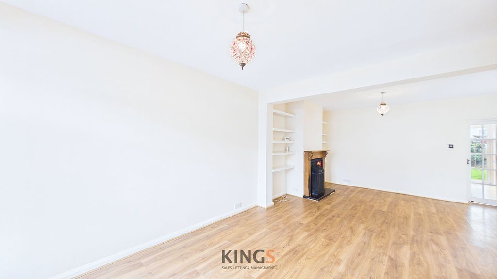 Property photo 3 of 16 Living Room