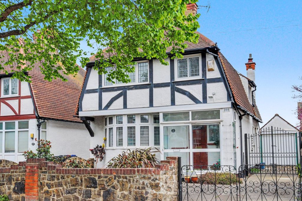 Property photo 1 of 20